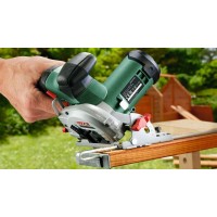 Аккумуляторная дисковая пила Bosch UniversalCirc 12 06033C7002