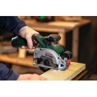 Аккумуляторная дисковая пила Bosch UniversalCirc 12 06033C7002