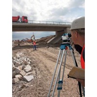 Оптический нивелир Bosch GOL 26 D + BT 160 + GR 500 Kit 0601068002