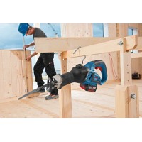 Аккумуляторная сабельная пила Bosch GSA 18V-32 06016A8107