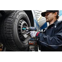 Аккумуляторный ударный гайковерт Bosch GDS 18 V-EC 250 (06019D8102)